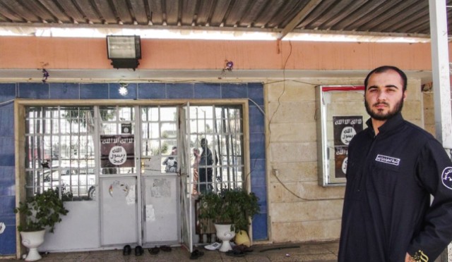 ISIS opens private bank for loans and damaged currency redemption in Mosul